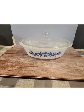 vintage Glasbake 1 qt. casserole Dish & Lid